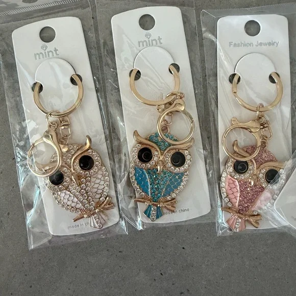 NWT 6 pack Colorful Owl Keychain bagcharm Set - Picture 3 of 4